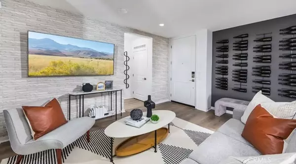 Ontario, CA 91764,980 N Tangent Privado #302