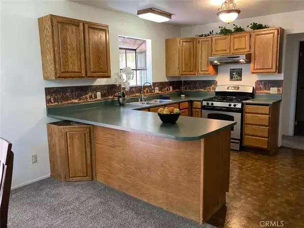 Lake Arrowhead, CA 92352,27205 Peninsula Drive