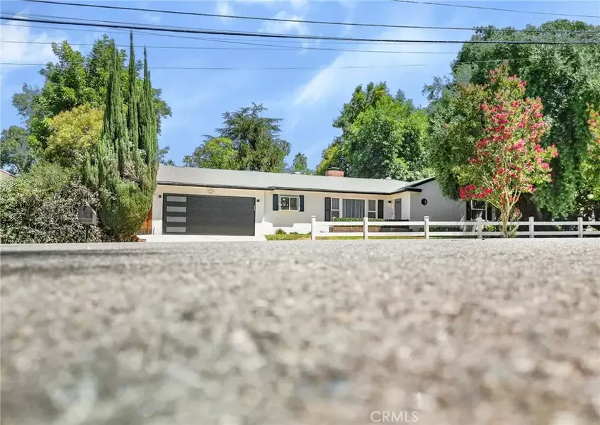 105 E Hilton Avenue, Redlands, CA 92373