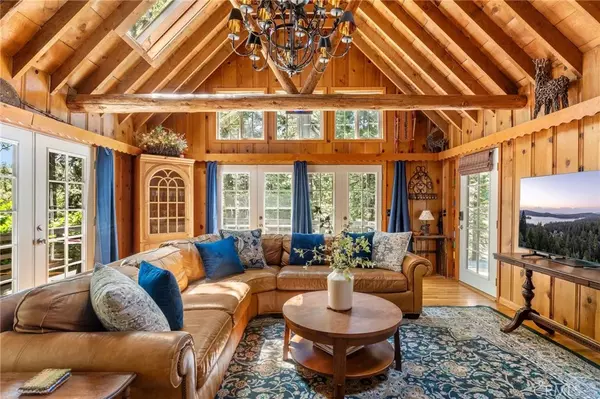 816 Fern Road, Lake Arrowhead, CA 92385