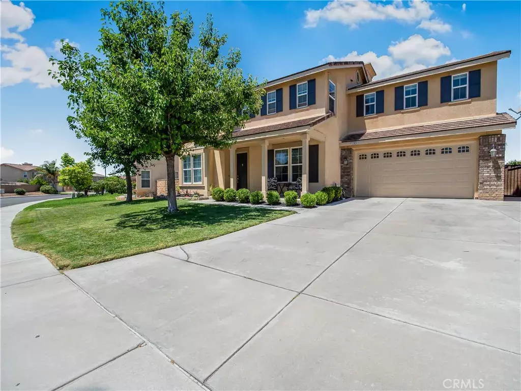 Eastvale, CA 92880,12820 Excalibur Drive