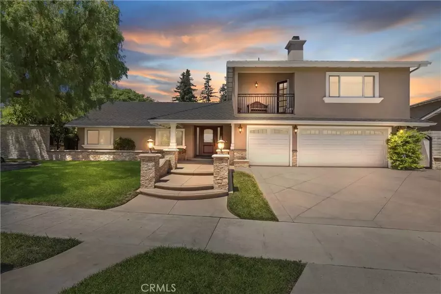 5215 E Playano Avenue, Orange, CA 92867