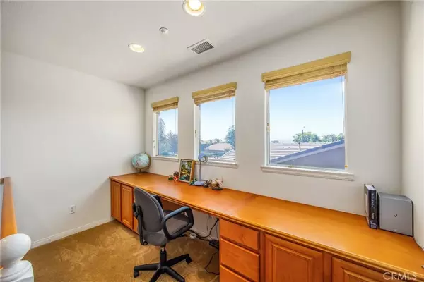 Highland, CA 92346,6858 Bacon Lane