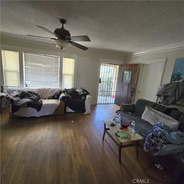 Los Angeles, CA 90042,5427 Meridian Street