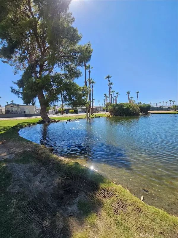Desert Hot Springs, CA 92241,74711 Dillon #17