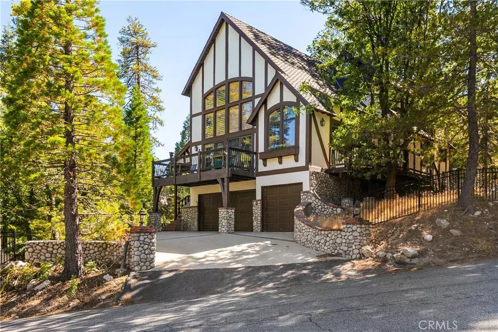 Lake Arrowhead, CA 92352,190 Birchwood