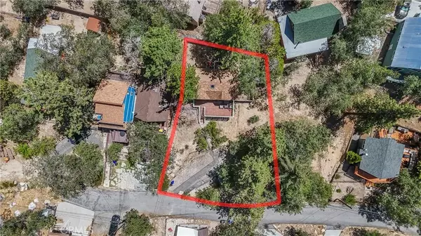 Running Springs, CA 92382,32979 Deer Lane
