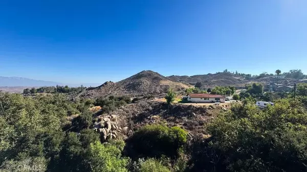 Perris, CA 92570,15598 Multiview Drive
