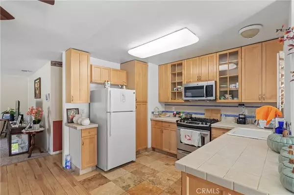 Corona, CA 92882,1633 W Ontario Avenue