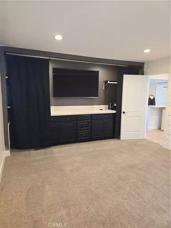 Redlands, CA 92373,112 E Olive Avenue #F