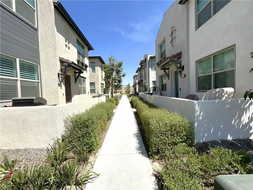 Ontario, CA 91761,4221 E Malagon Privado #55