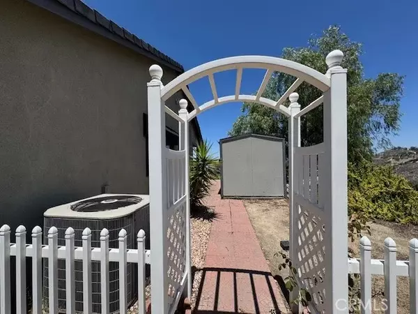 Perris, CA 92570,21650 Skyhill Place