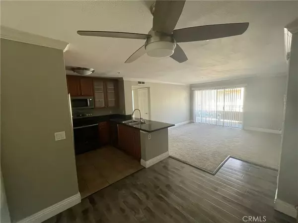 Corona, CA 92879,1020 La Terraza Circle #202