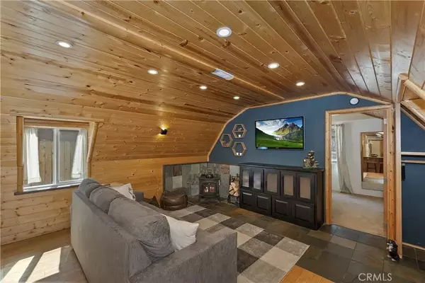 Big Bear City, CA 92314,1129 W Rainbow Boulevard