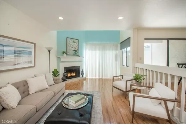 Fullerton, CA 92831,2220 E Chapman Avenue #11