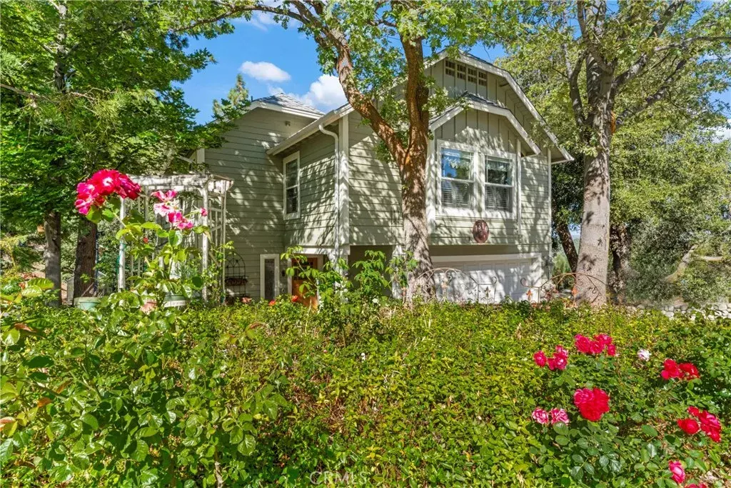 Lake Arrowhead, CA 92352,1310 Yosemite Drive