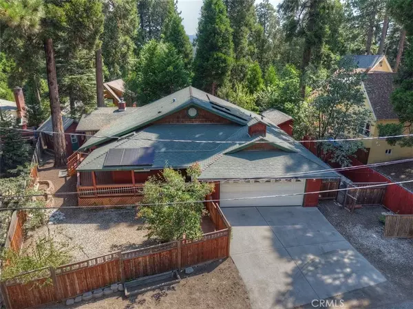 Running Springs, CA 92382,31722 Luring Pines Circle