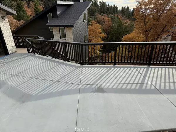 Running Springs, CA 92382,31383 Easy Street