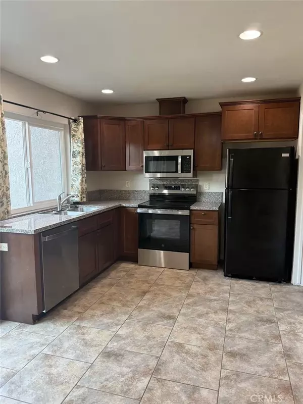 Walnut, CA 91789,877 Silver Fir Road