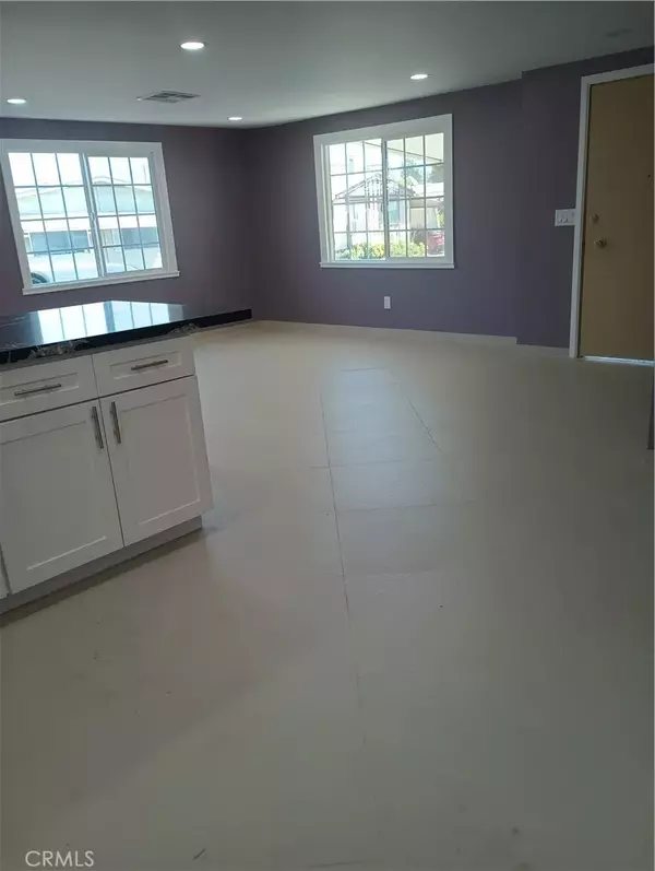 Rialto, CA 92376,350 S Willow #134