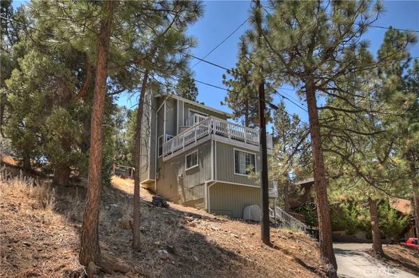 Big Bear City, CA 92314,716 Barrett