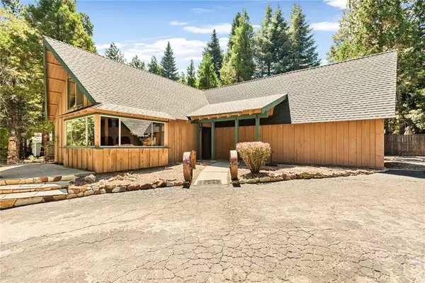 31413 Overhill Drive, Running Springs, CA 92382