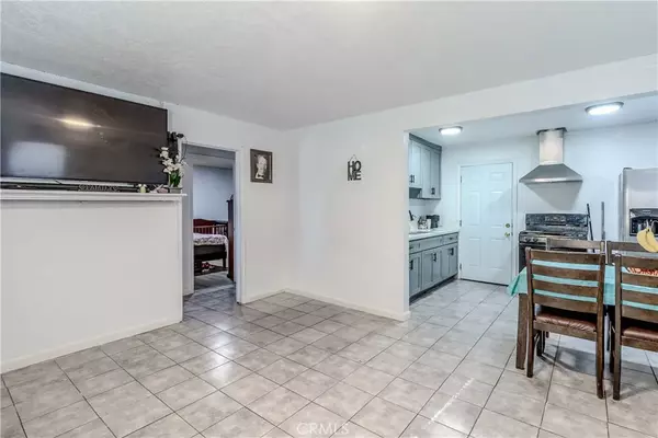 Colton, CA 92324,919 N Illinois Ave