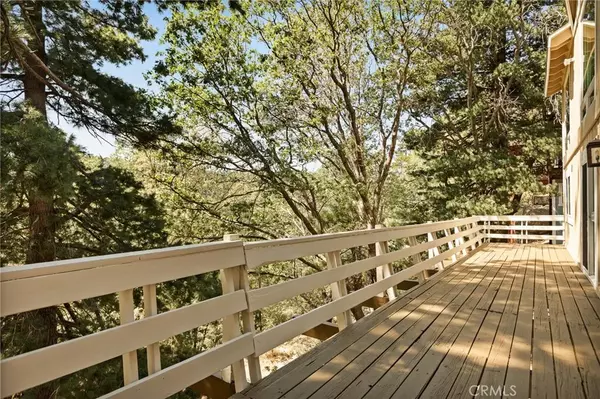 Lake Arrowhead, CA 92391,26495 Walnut Hills Drive