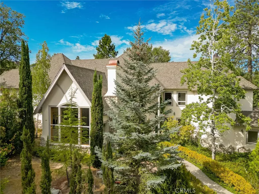Lake Arrowhead, CA 92352,1036 Mallard Drive