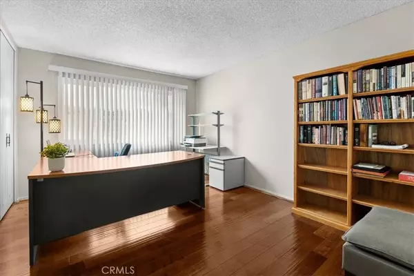 Sherwood Forest, CA 91325,8610 Blauvelt Place