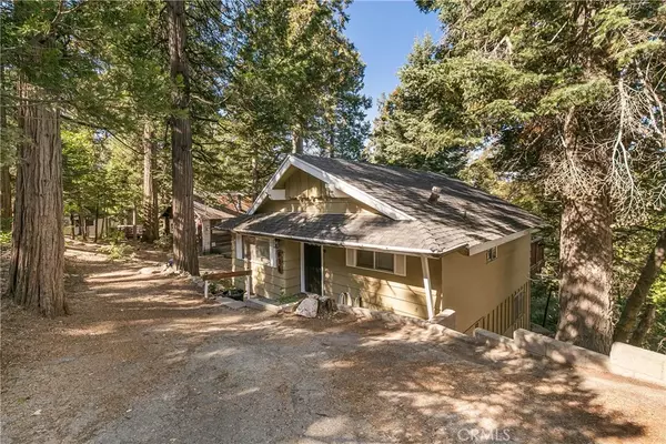 Twin Peaks, CA 92391,628 Rose Lane