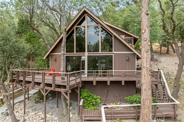 Lake Arrowhead, CA 92352,27380 Alpen Drive