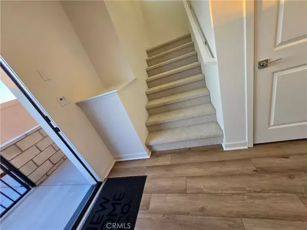 Eastvale, CA 92880,5961 Huntington Drive