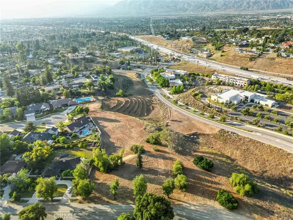 Redlands, CA 92373,221 E Sunset North