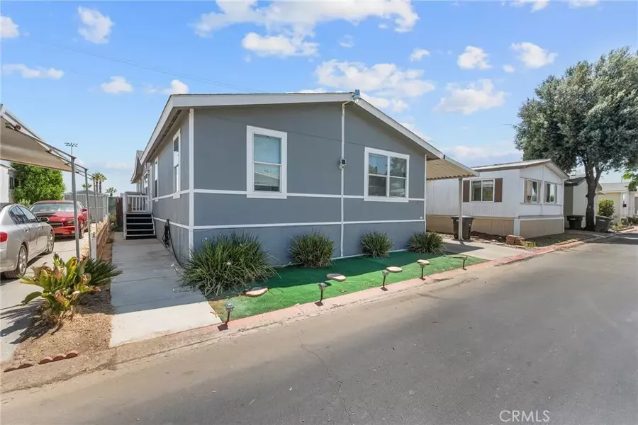 350 E San Jacinto #91, Perris, CA 92571