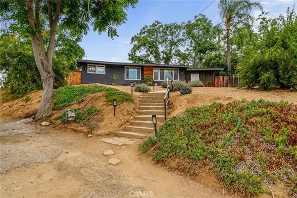 Redlands, CA 92373,31727 Highview Dr