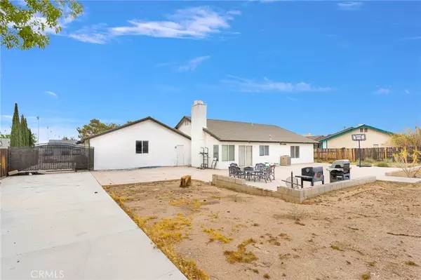 Victorville, CA 92392,11334 Courtside Street