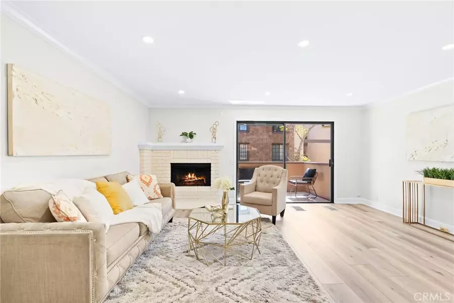 8870 Villa La Jolla Drive #210, La Jolla, CA 92037