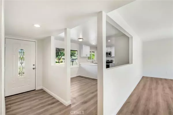 Norco, CA 92860,3255 Sierra Avenue