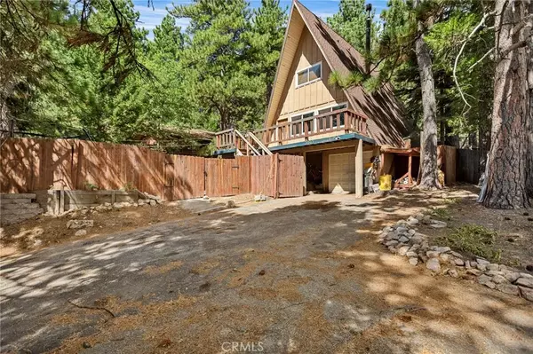 Running Springs, CA 92382,31140 Summit Drive