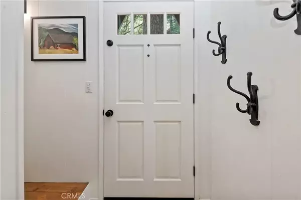 Lake Arrowhead, CA 92352,27828 Rainbow Drive