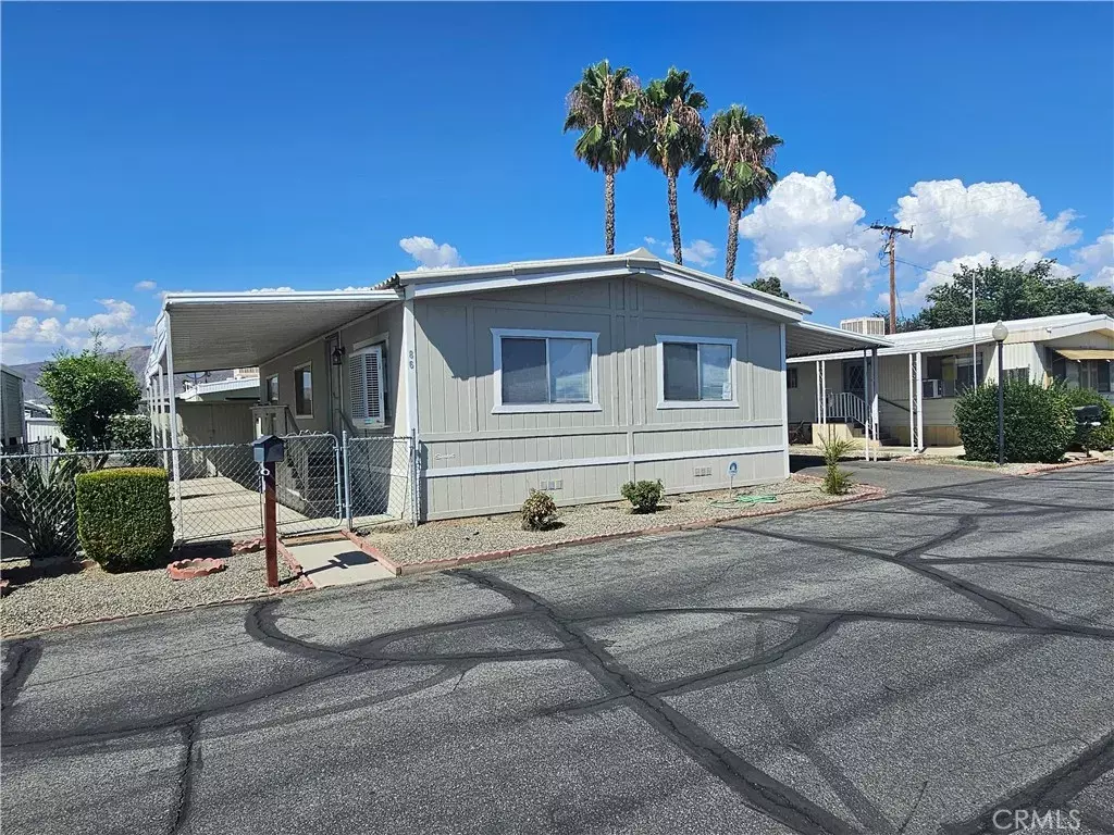 San Jacinto, CA 92583,999 S Santa Fe #86