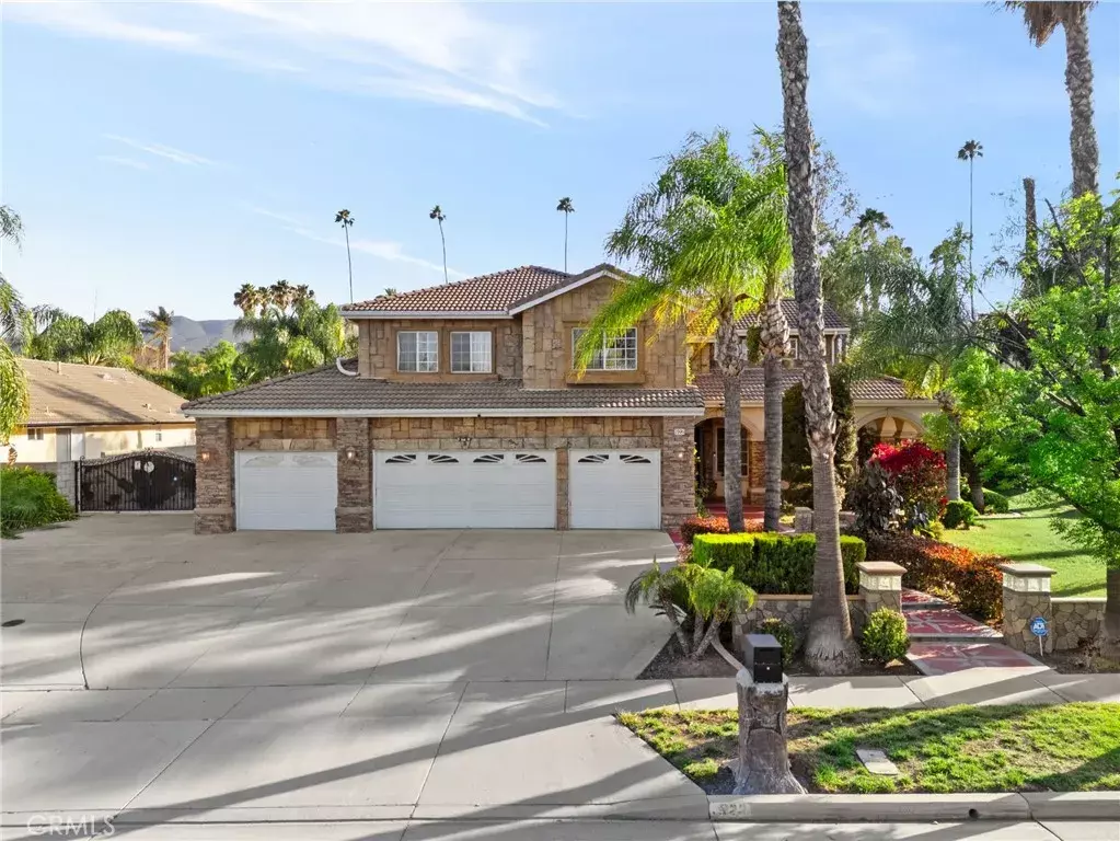 Corona, CA 92881,922 Armata Drive