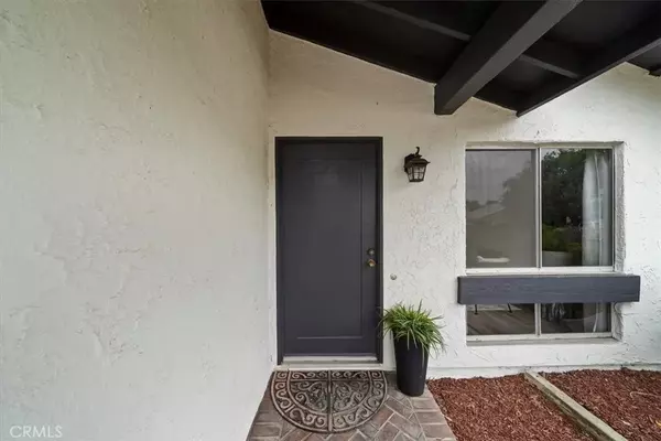 Mission Viejo, CA 92691,26702 via linares