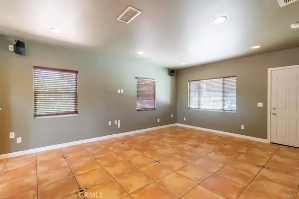 Highland, CA 92346,28943 Greenspot Road