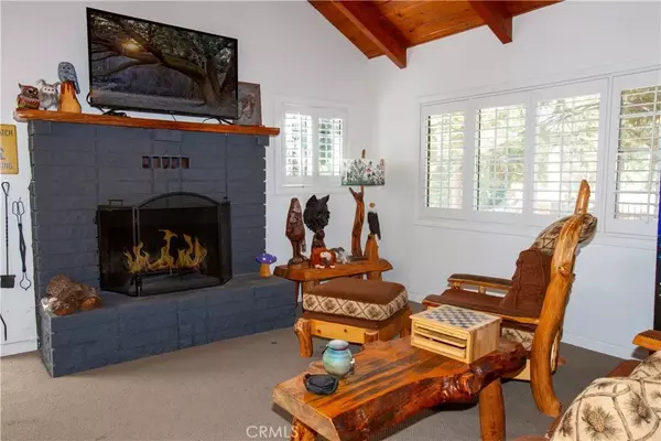 Running Springs, CA 92382,2359 Avian Way