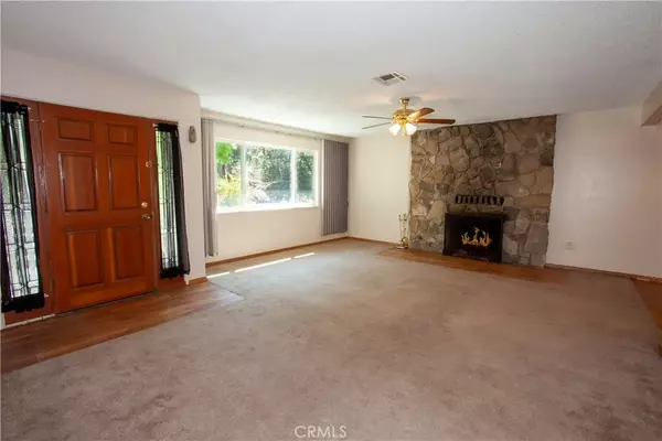 Running Springs, CA 92382,32220 Mohan Way