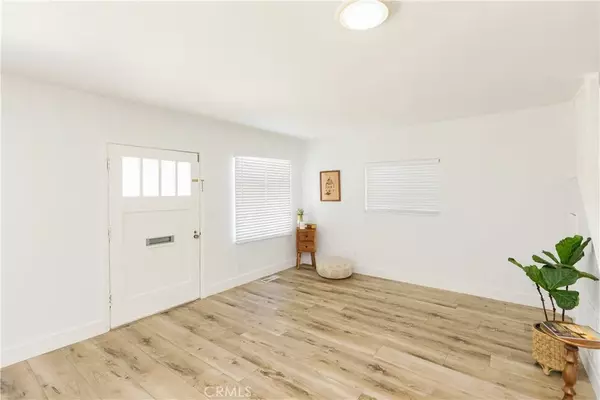 Long Beach, CA 90803,229 La Verne