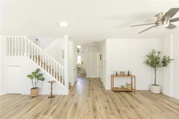 229 La Verne, Long Beach, CA 90803