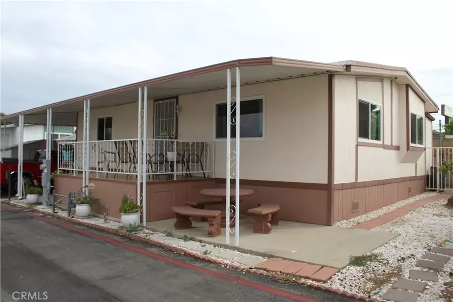 1045 Asuza #251, Covina, CA 91722